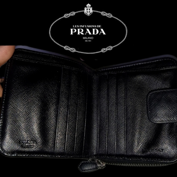 ⭐️Prada X Bunny Starling Custom Rose Luxury Leather Black Wallet - Picture 3 of 4
